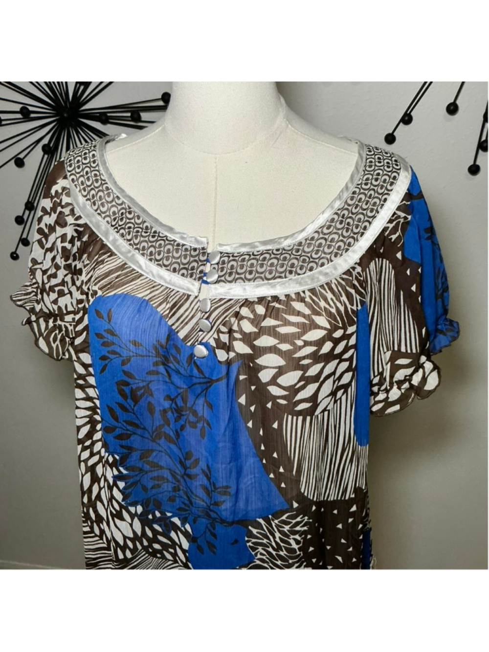 Lane Bryant 14/16 Sheer Printed Blouse Blue Brown Short Sleeve Top - Picture 2 of 6